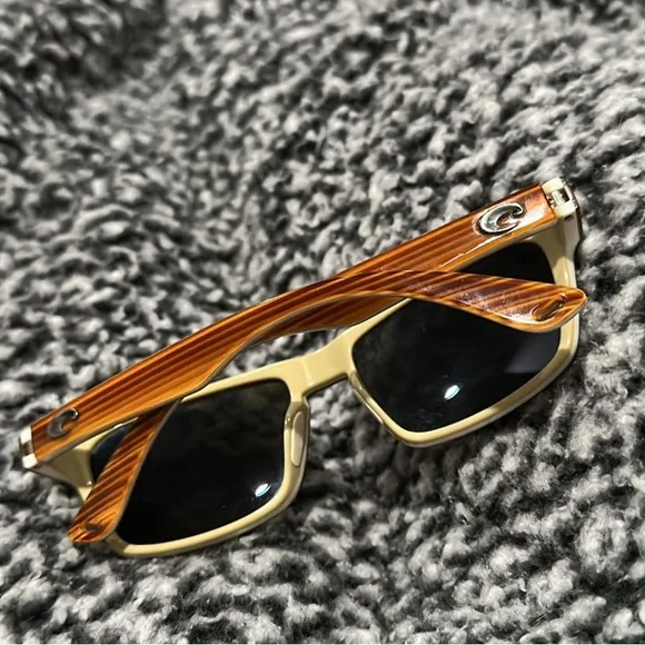 Costa sunglasses - Picture 2 of 2